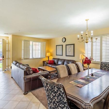 Family-Friendly 4Br Home - Spacious - Great Location Fontana Kültér fotó